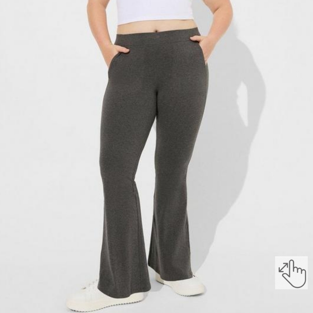 🆕️🩶 3X HEATHER GREY FLARED LEGGING WITH POCKETS - FULL LENGTH🩶